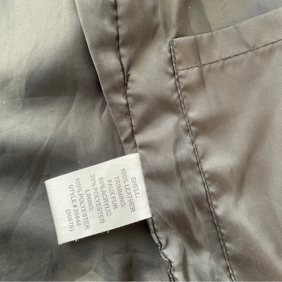 NWOT Black Suede Vest with Faux Fur Trim - Picture 6 of 7